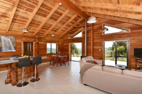 Fern Ridge Hideaway - Tourism Bookings NZ 5