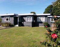 Black Bach - Tolaga Bay