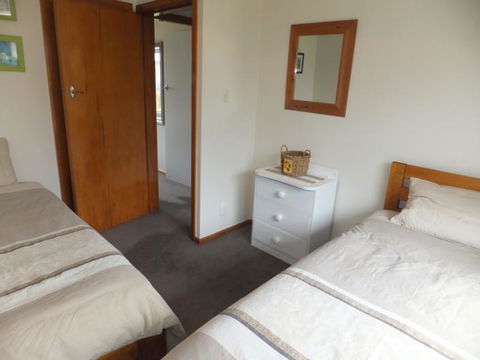 Chester St Cottage - Tourism Bookings NZ 9