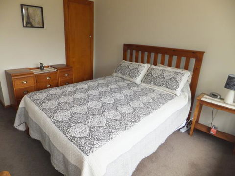 Chester St Cottage - Tourism Bookings NZ 8