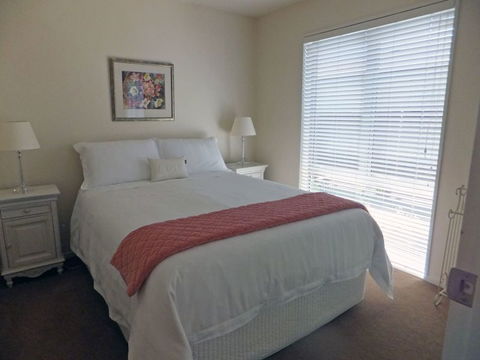 Strowan Townhouse - Tourism Bookings NZ 5