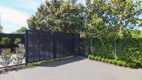 Strowan Townhouse - Tourism Bookings NZ 21