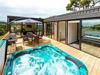 The Palm Beach Treehouse