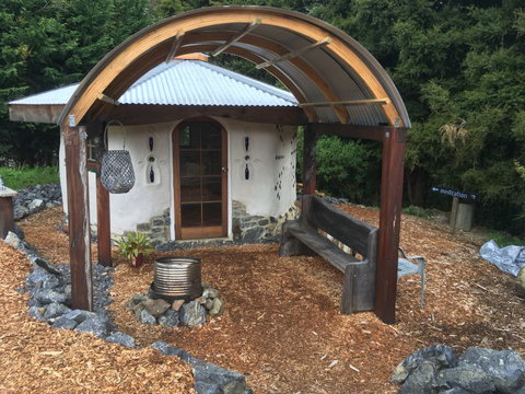 Tara Retreat - Tourism Bookings NZ 0