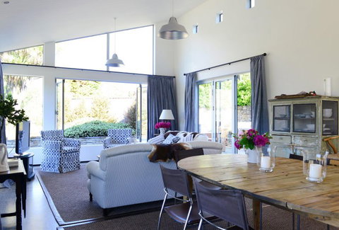 Lakeside Residence Wanaka - Tourism Bookings NZ 7