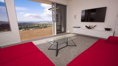 Luxury Retreat - Tourism Bookings NZ 6