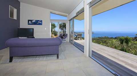 Sue's 1st House - Tourism Bookings NZ 4