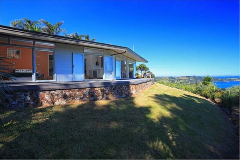 Sue's 1st House - Tourism Bookings NZ 8