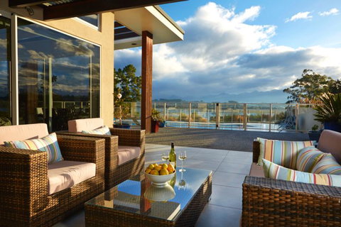 Almyra Luxury Waterfront Accomodation - Tourism Bookings NZ 2