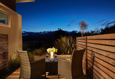 Almyra Luxury Waterfront Accomodation - Tourism Bookings NZ 10