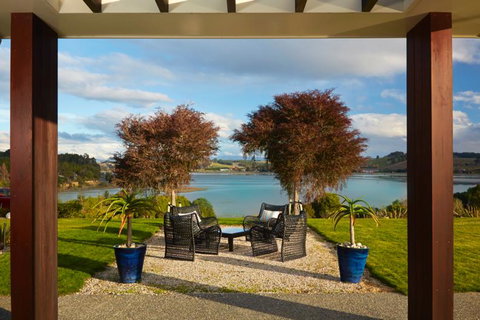 Almyra Luxury Waterfront Accomodation - Tourism Bookings NZ 15