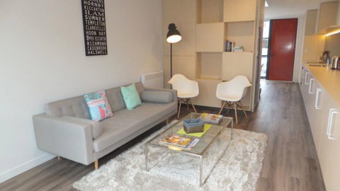 Riccarton Terrace Townhouse - Tourism Bookings NZ 3