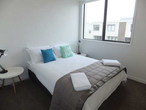 Riccarton Terrace Townhouse - Tourism Bookings NZ 6