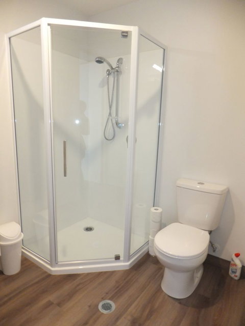 Riccarton Terrace Townhouse - Tourism Bookings NZ 10