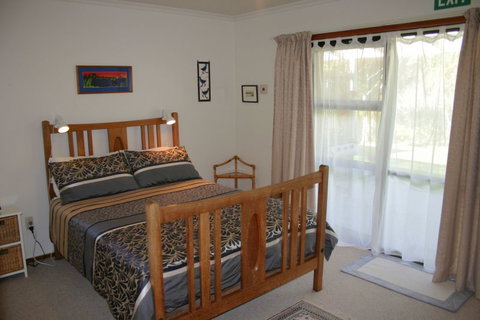 Puponga Time Holiday Accommodation - Tourism Bookings NZ 5