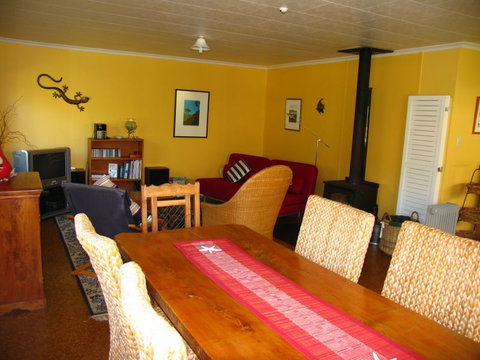 Puponga Time Holiday Accommodation - Tourism Bookings NZ 7