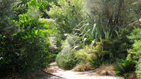Keri Country Cottage - Tourism Bookings NZ 1