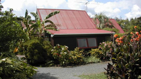 Keri Country Cottage - Tourism Bookings NZ 3