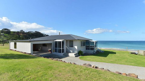 Davies Bay Holiday Homes - Tourism Bookings NZ 6