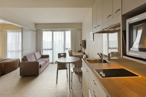 Corporate Accommodation & Apartments Hamilton Ltd - Tourism Bookings NZ 7