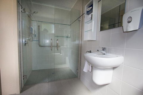 Kowhai Lane Lodge - Tourism Bookings NZ 7