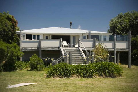 Waimarama The Bach - Tourism Bookings NZ 0
