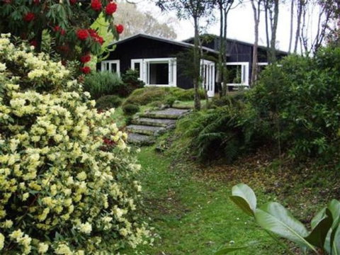 Kemp's Lodge - Tourism Bookings NZ 4
