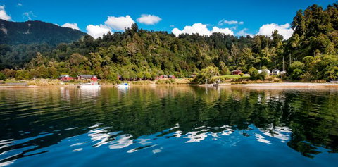 Waikaremoana Holiday Park - Tourism Bookings NZ 1