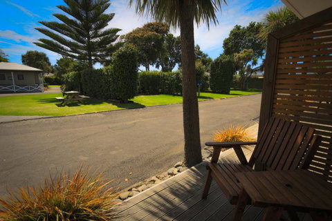 New Plymouth TOP 10 Holiday Park - Tourism Bookings NZ 1