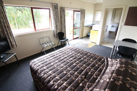 Westport Kiwi Holiday Park & Motels - Tourism Bookings NZ 1