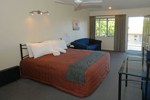Gateway Motor Inn - Tourism Bookings NZ 1