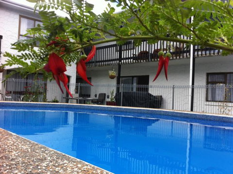Hawks Inn Motel - Tourism Bookings NZ 0