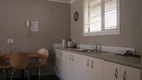 AL Park View Motel - Tourism Bookings NZ 1