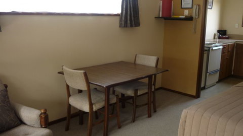 Carisbrook Motel  - Tourism Bookings NZ 2