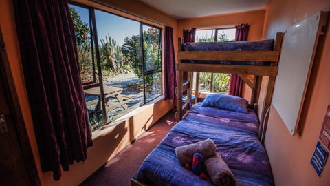 YHA Hokitika - Tourism Bookings NZ 6