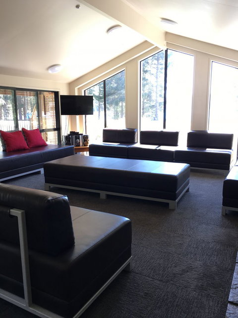 Lakefront Lodge Backpackers - Tourism Bookings NZ 3