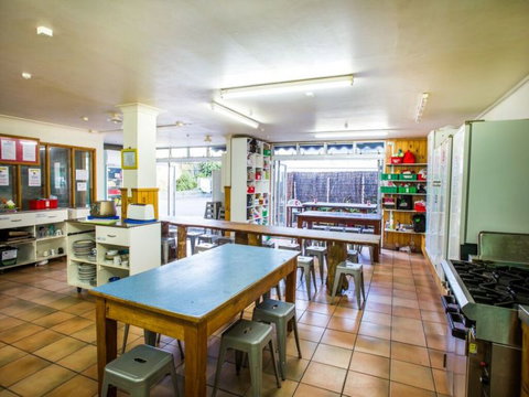 Pacific Coast Lodge And Backpackers - Tourism Bookings NZ 2