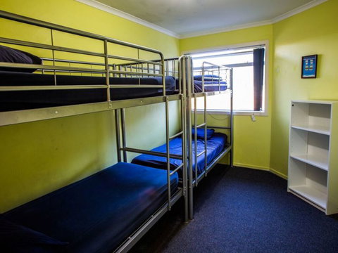 Pacific Coast Lodge And Backpackers - Tourism Bookings NZ 14