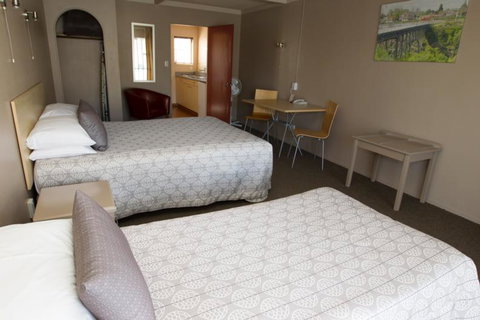Aspen Manor Motel - Tourism Bookings NZ 3