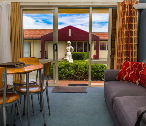 Bella Tuscany Motel - Tourism Bookings NZ 1