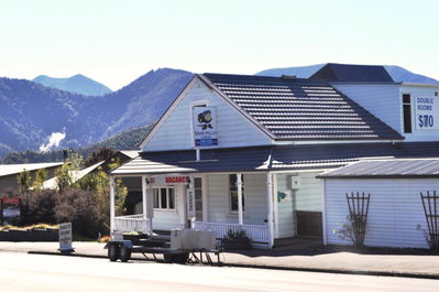Blue Moon Lodge