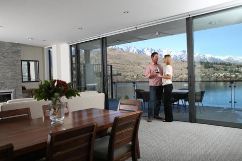 The Rees Luxury Apartments - Tourism Bookings NZ 4