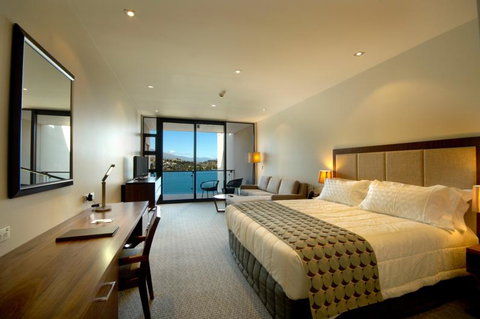 The Rees Luxury Apartments - Tourism Bookings NZ 7