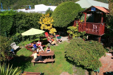 YHA Picton - Tourism Bookings NZ 8