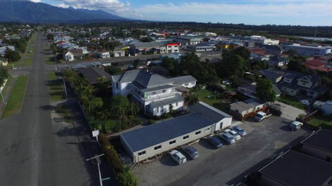 Trip Inn Hostel YHA Westport - Tourism Bookings NZ 6