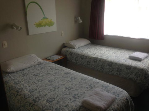 Trip Inn Hostel YHA Westport - Tourism Bookings NZ 11