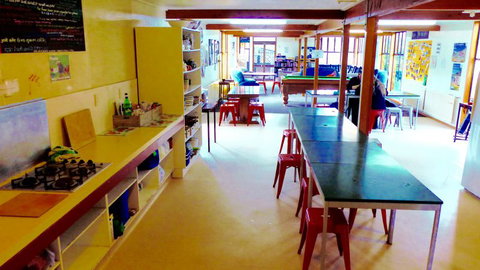 Stewart Island Backpackers - Tourism Bookings NZ 3