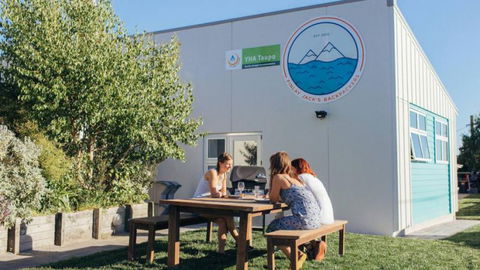 YHA Taupo - Tourism Bookings NZ 1