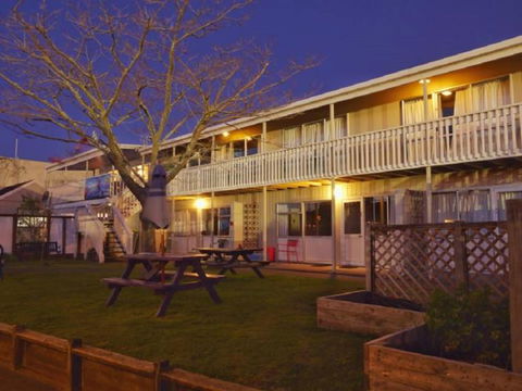 YHA Taupo - Tourism Bookings NZ 15