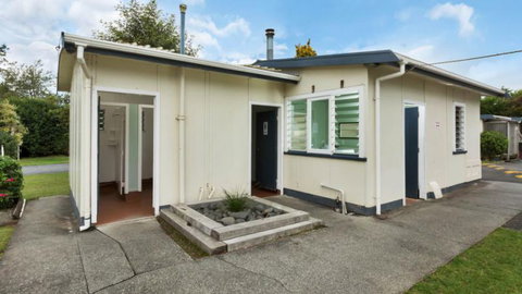 Whangarei Falls Holiday Park & YHA Backpackers - Tourism Bookings NZ 4
